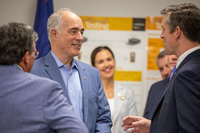 Senador Bob Casey (D., Pa.) Senador Bob Casey (D., Pa.)