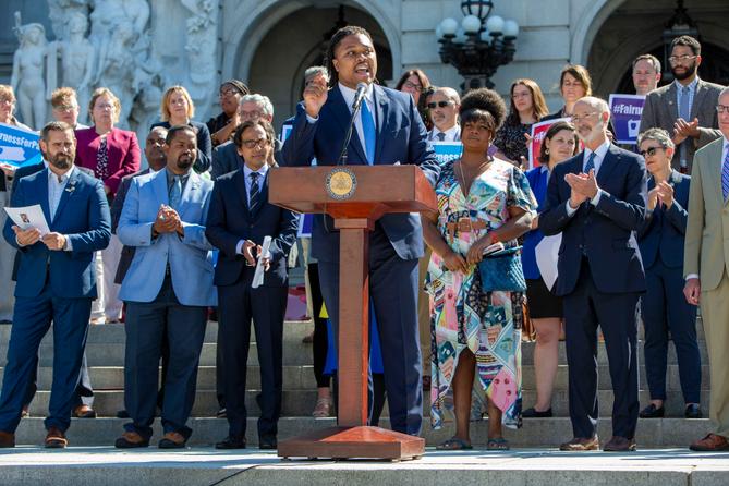“The fact that we haven’t gotten this bill done is what so frustrates people about politics,” Rep. Malcolm Kenyatta (D., Philadelphia), one of three openly LGBTQ people serving in the legislature, said Tuesday on the steps of the Capitol. “The fact that we haven’t gotten this bill done is what so frustrates people about politics,” Rep. Malcolm Kenyatta (D., Philadelphia), one of three openly LGBTQ people serving in the legislature, said Tuesday on the steps of the Capitol.