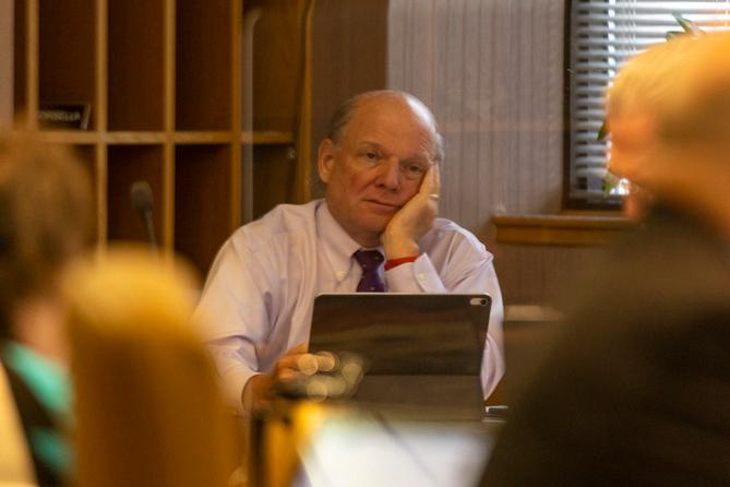 With no explanation and after a meeting closed to the public and media, the PSERS board said that executive director Glen Grell is retiring. With no explanation and after a meeting closed to the public and media, the PSERS board said that executive director Glen Grell is retiring.