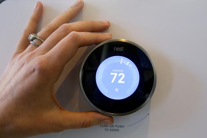 A Nest Learning Thermostat. A Nest Learning Thermostat.